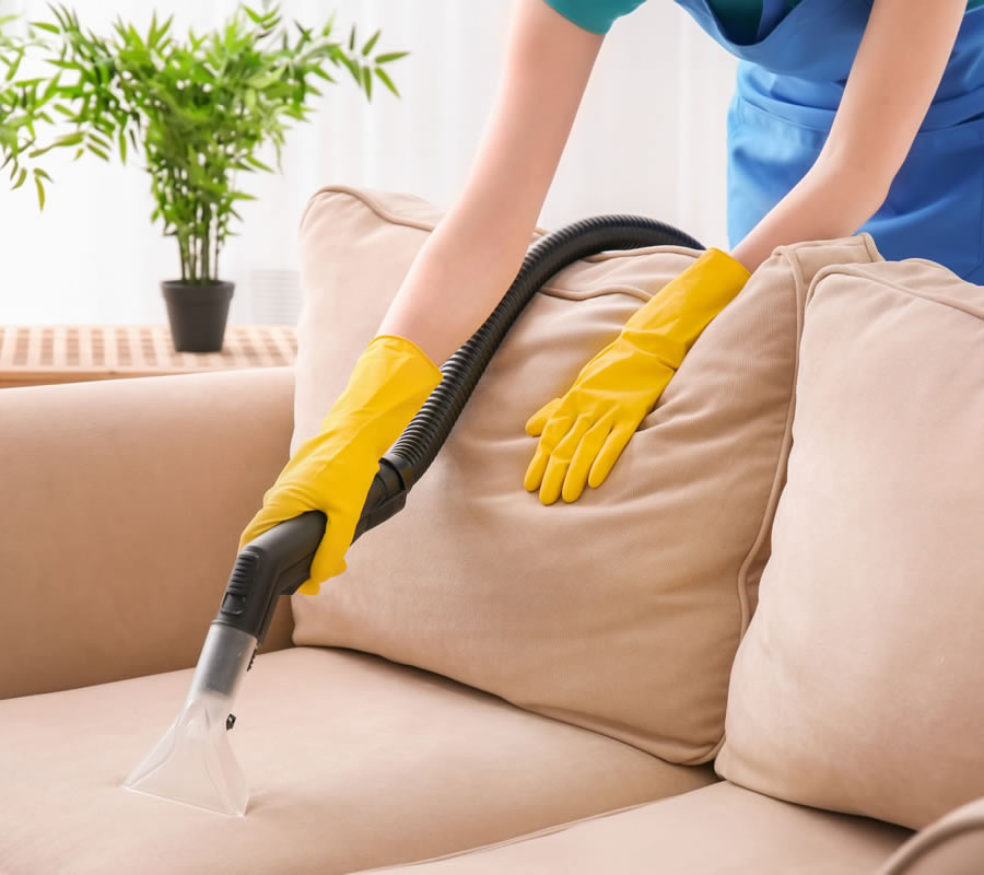 cleaning-sofa